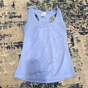 activewear tank top
